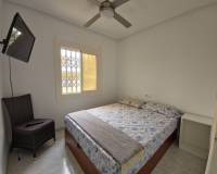 Alquiler a largo plazo - Bungalow - Torrevieja - Punta prima