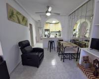 Alquiler a largo plazo - Bungalow - Torrevieja - Punta prima