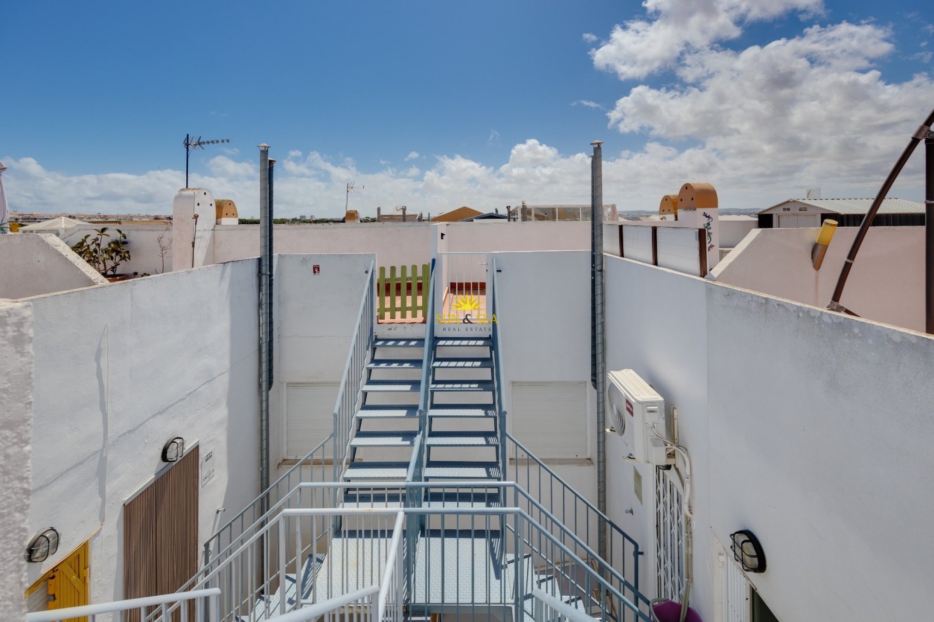Alquiler a largo plazo - Bungalow - Torrevieja - torrevieja