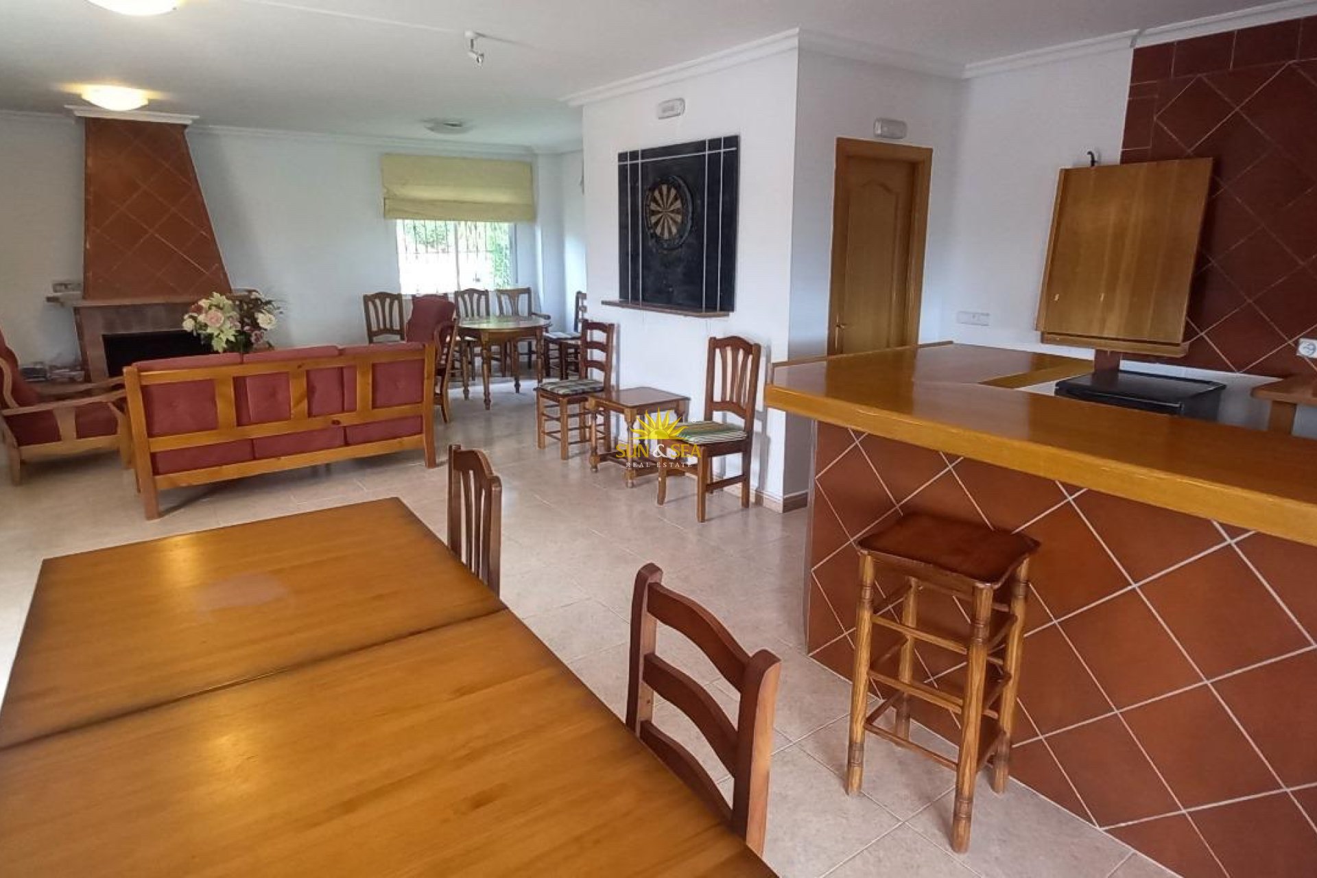 Alquiler a largo plazo - Chalet adosado - Altea