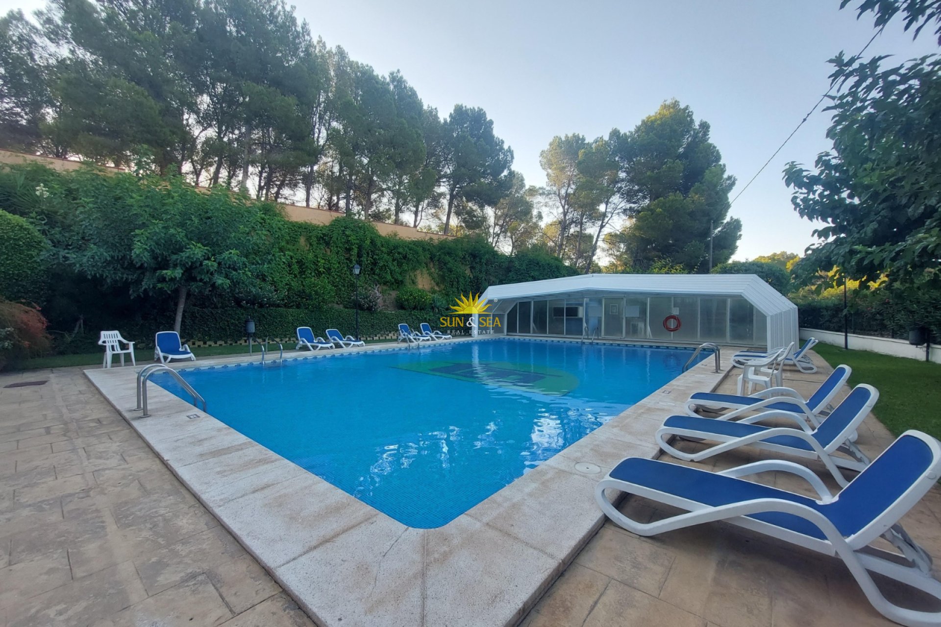 Alquiler a largo plazo - Chalet adosado - Altea