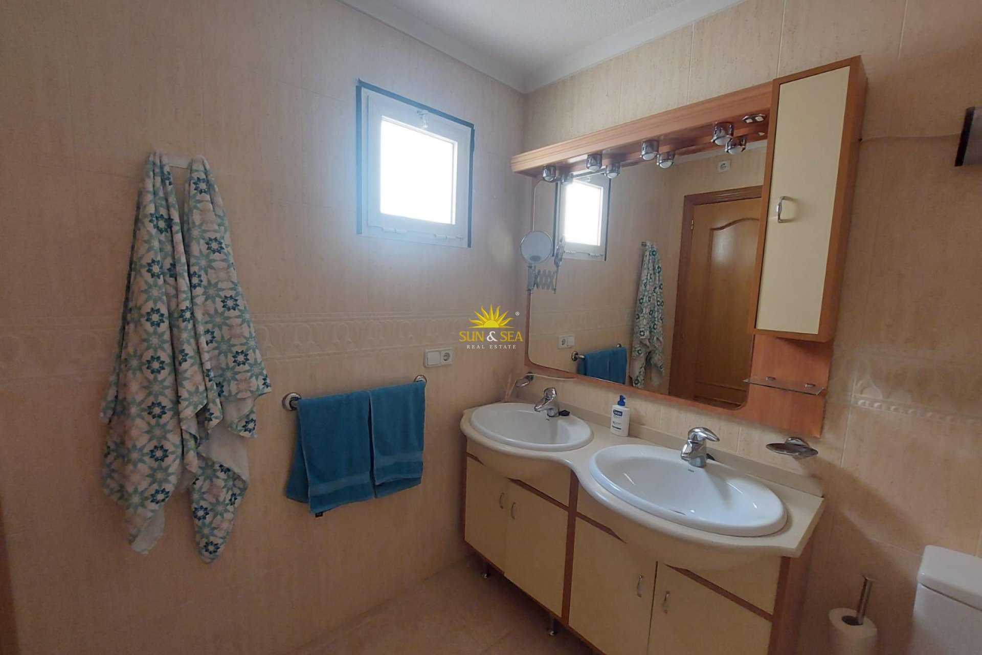 Alquiler a largo plazo - Chalet adosado - Altea