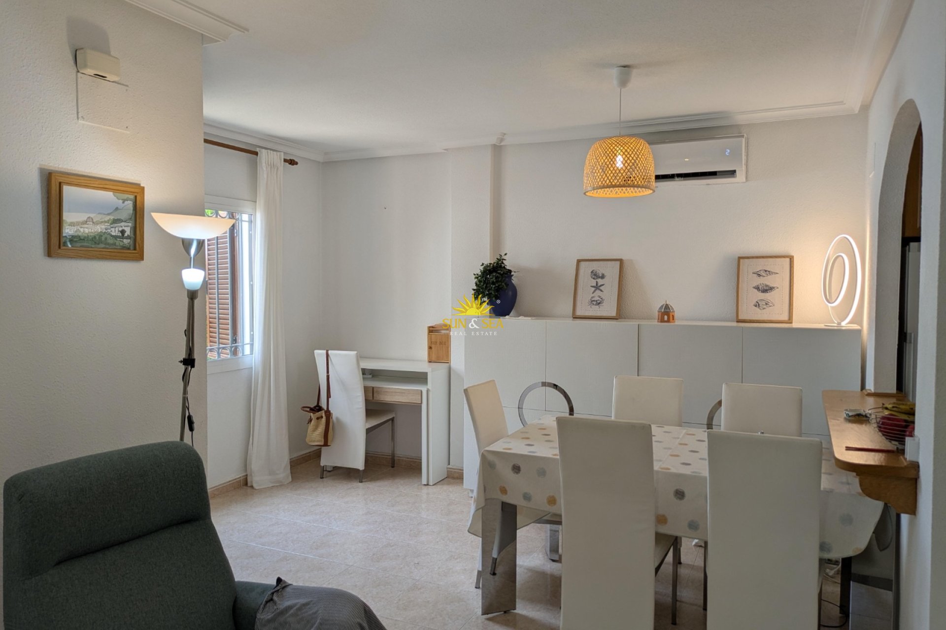Alquiler a largo plazo - Chalet adosado - Altea