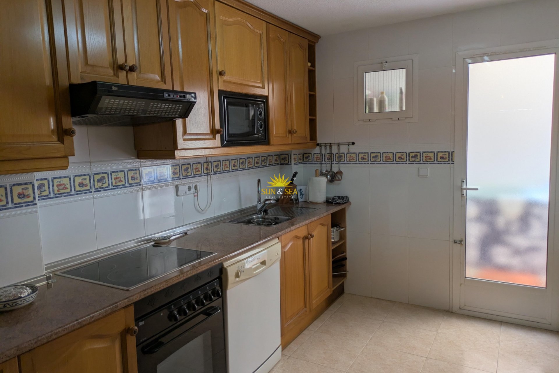 Alquiler a largo plazo - Chalet adosado - Altea