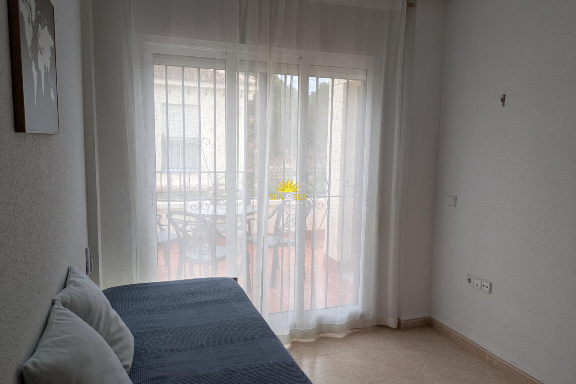 Alquiler a largo plazo - Chalet adosado - Altea