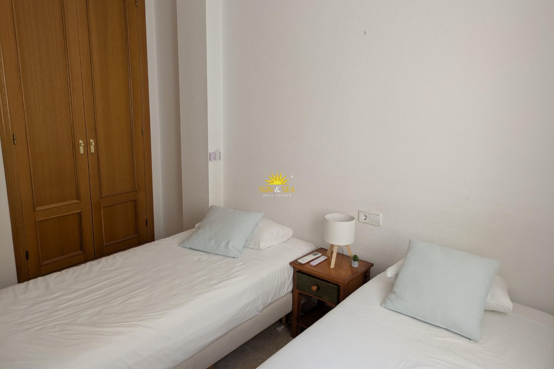 Alquiler a largo plazo - Chalet adosado - Altea