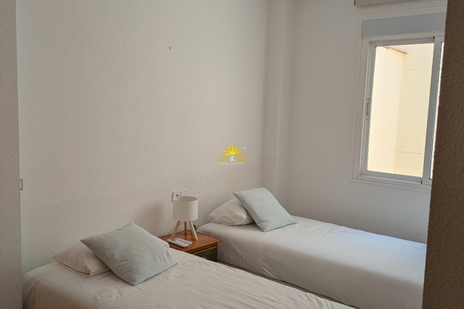 Alquiler a largo plazo - Chalet adosado - Altea