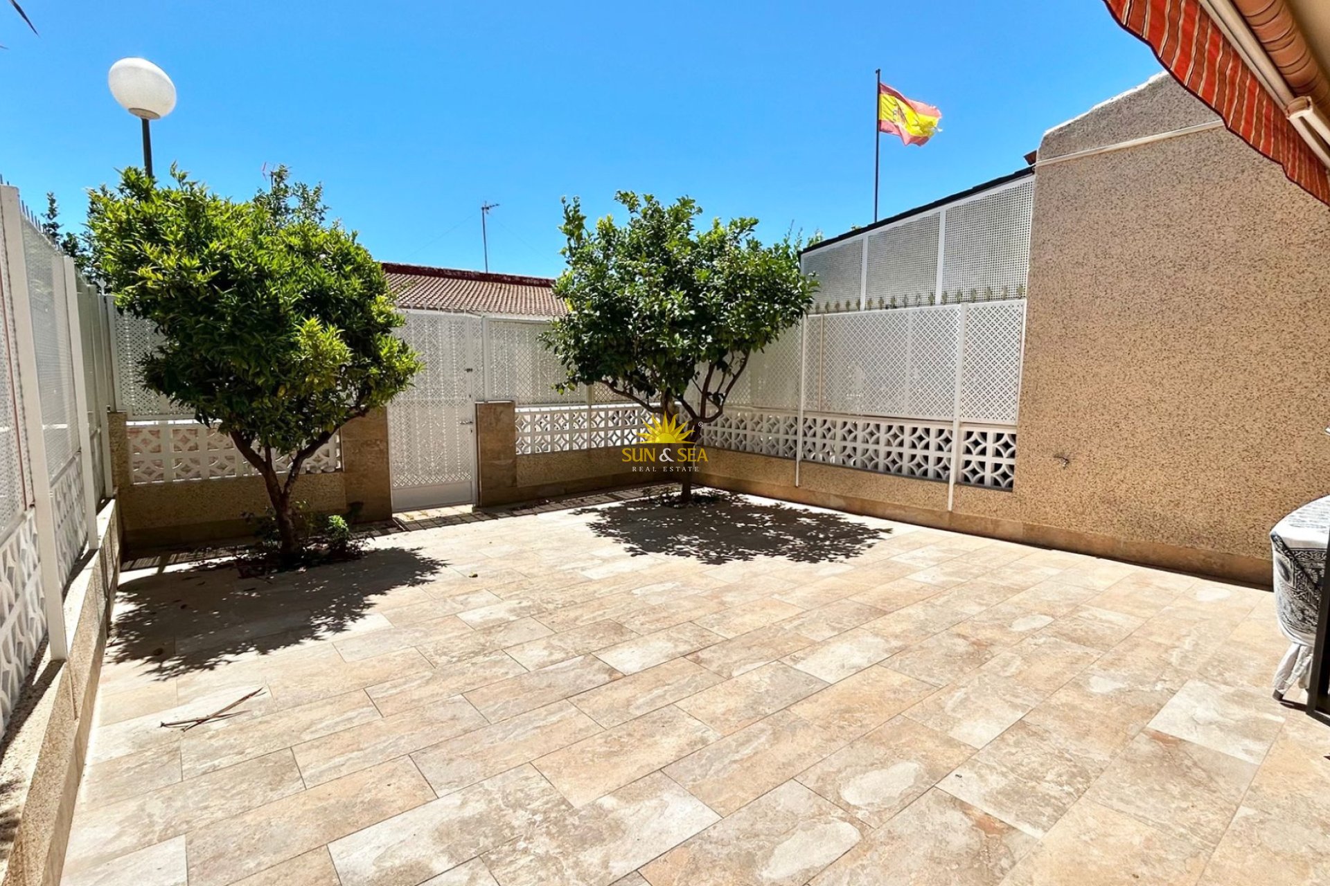 Alquiler a largo plazo - Chalet adosado - Santiago de la ribera - Santiago de la Ribera