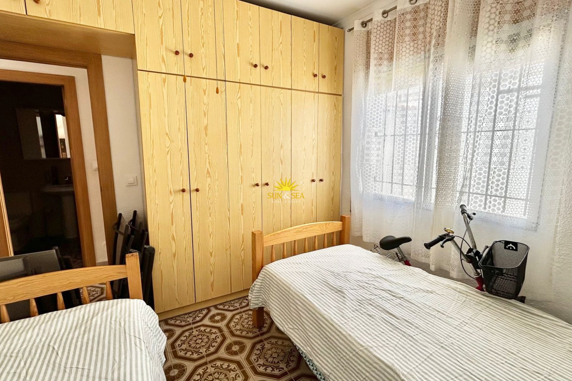 Alquiler a largo plazo - Chalet adosado - Santiago de la ribera - Santiago de la Ribera