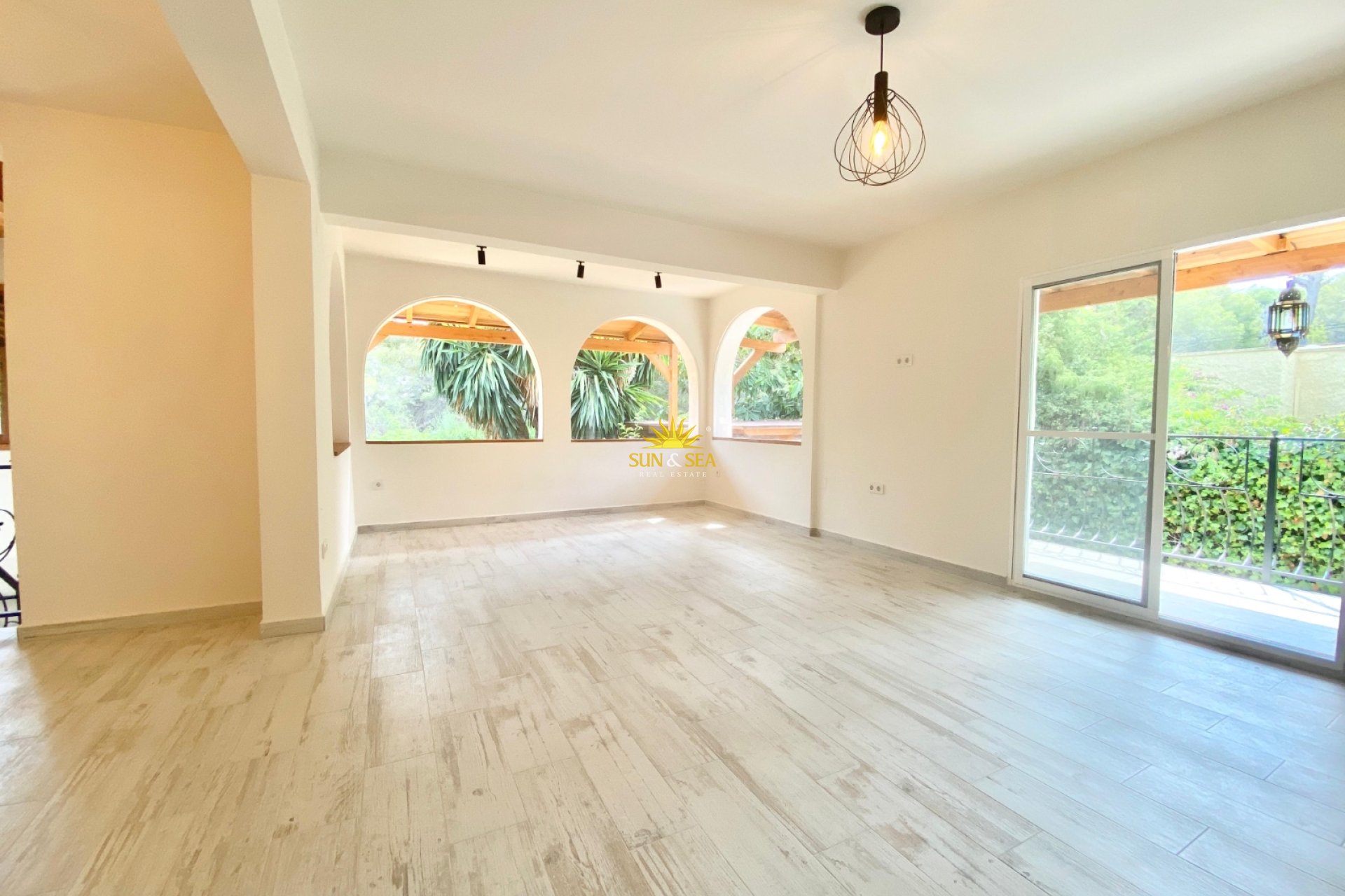 Alquiler a largo plazo - Chalet - Alfas del Pí - Albir