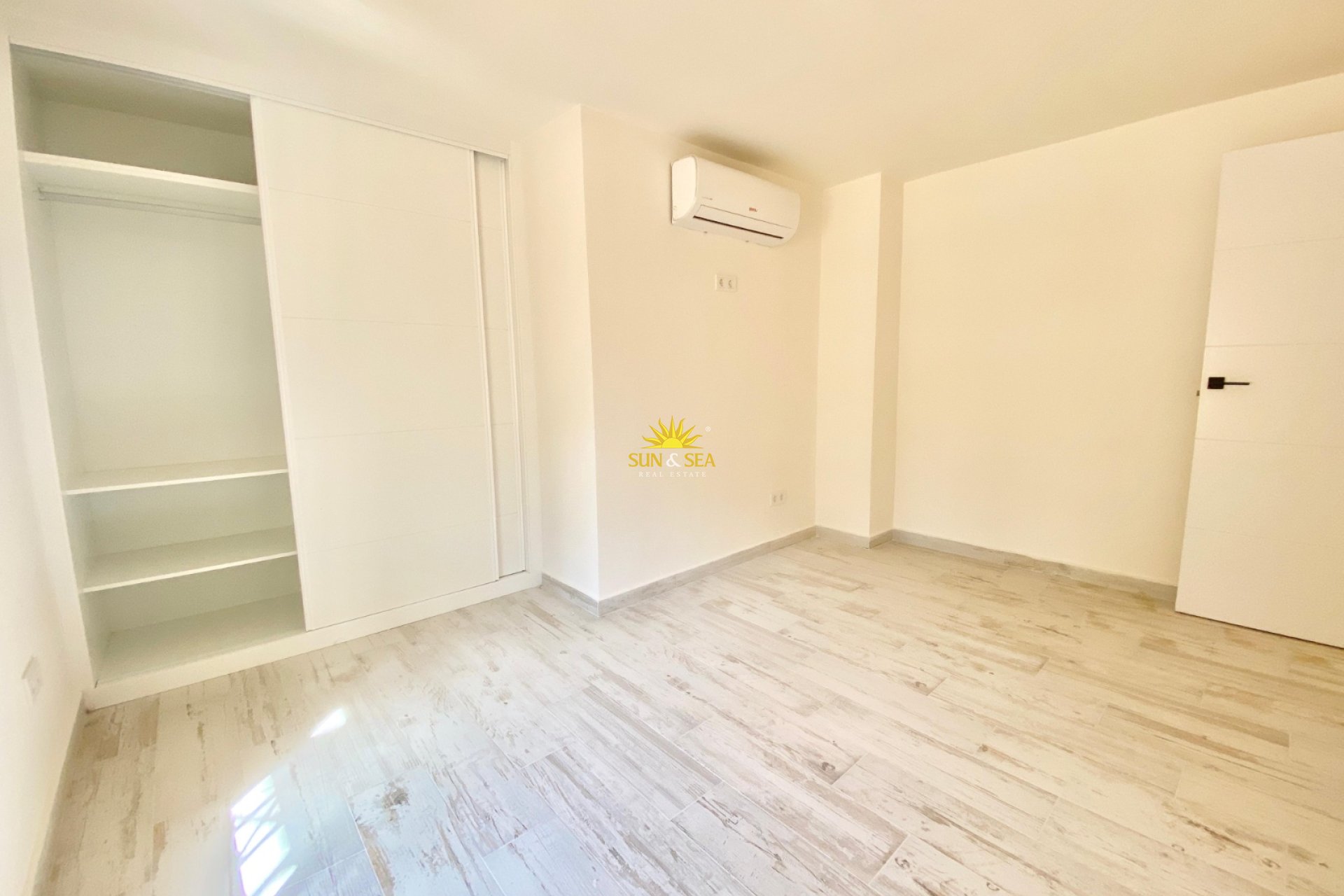 Alquiler a largo plazo - Chalet - Alfas del Pí - Albir
