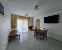 Alquiler a largo plazo - Chalet - Algorfa