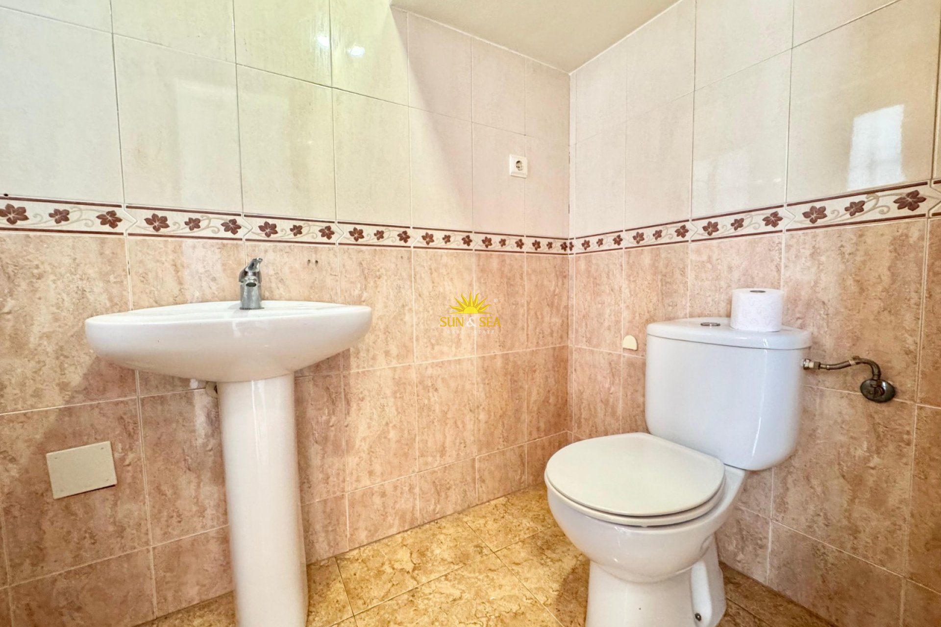Alquiler a largo plazo - Chalet -  - Algorfa