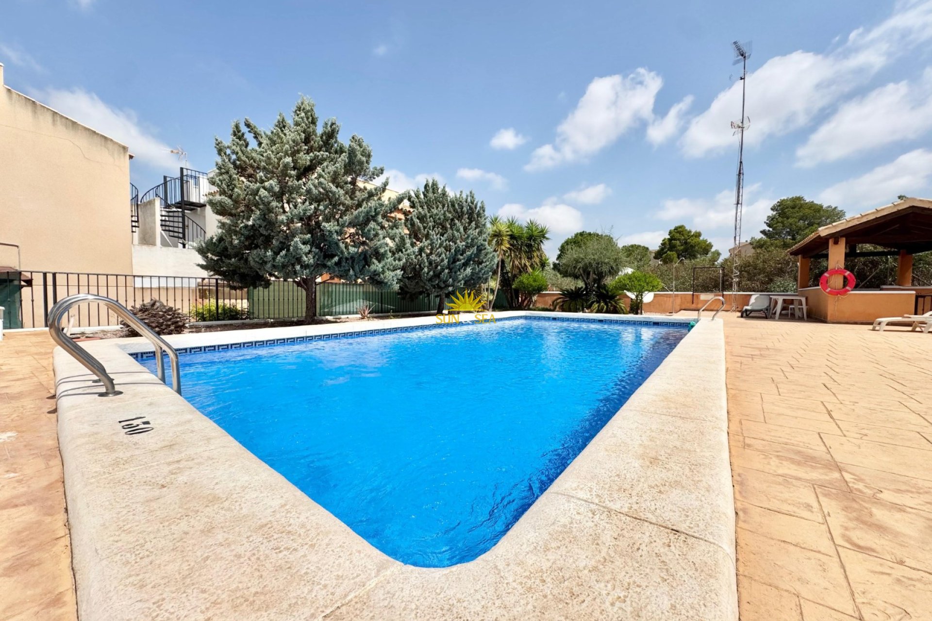 Alquiler a largo plazo - Chalet -  - Algorfa