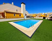 Alquiler a largo plazo - Chalet - Arenales del Sol - Arenales