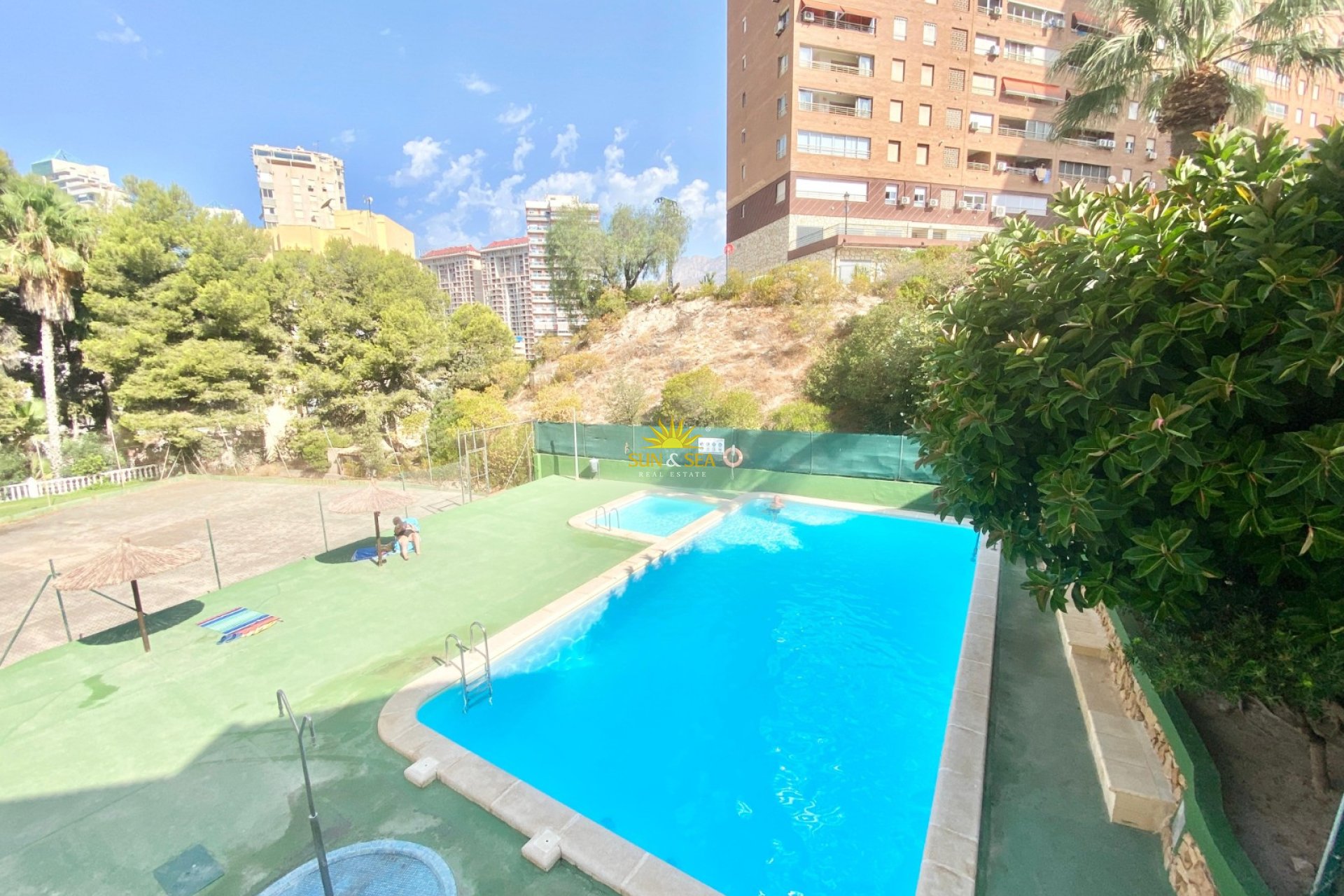 Alquiler a largo plazo - Chalet - Benidorm - Playa Poniente