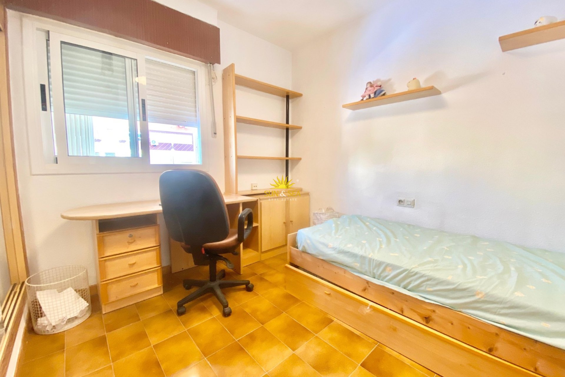 Alquiler a largo plazo - Chalet - Benidorm - Playa Poniente