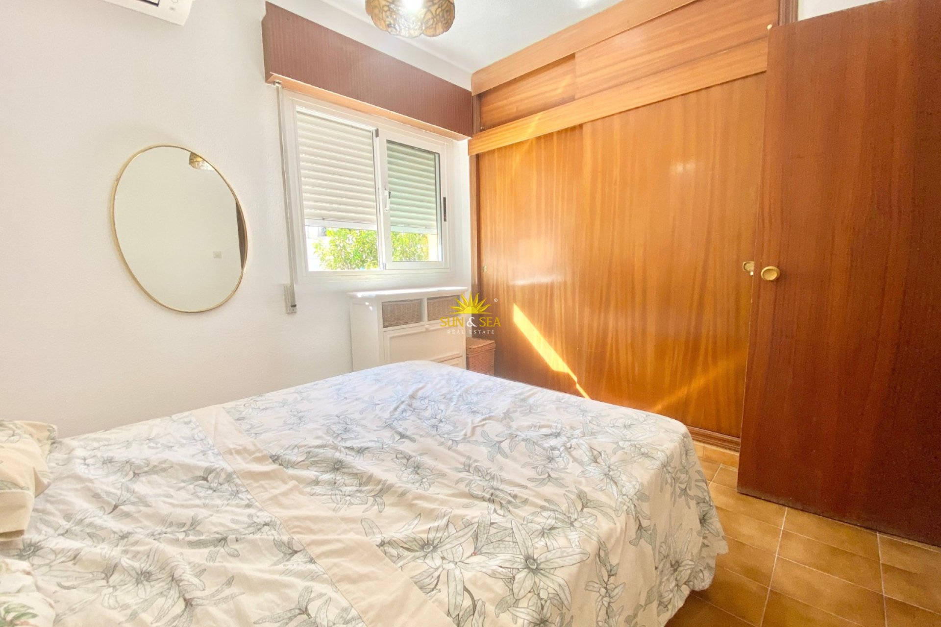 Alquiler a largo plazo - Chalet - Benidorm - Playa Poniente