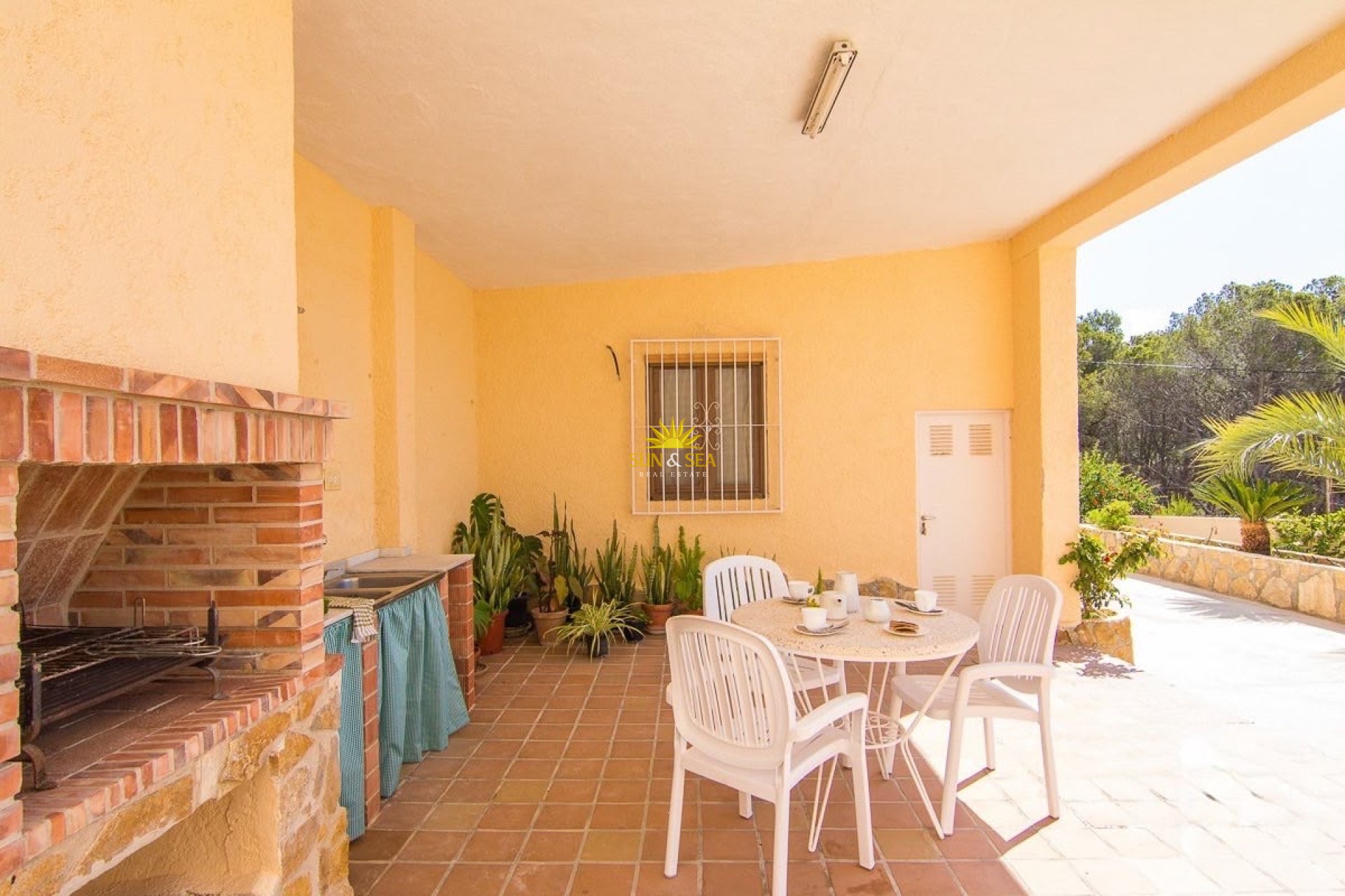 Alquiler a largo plazo - Chalet - Benissa