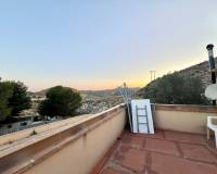 Alquiler a largo plazo - Chalet - Elche