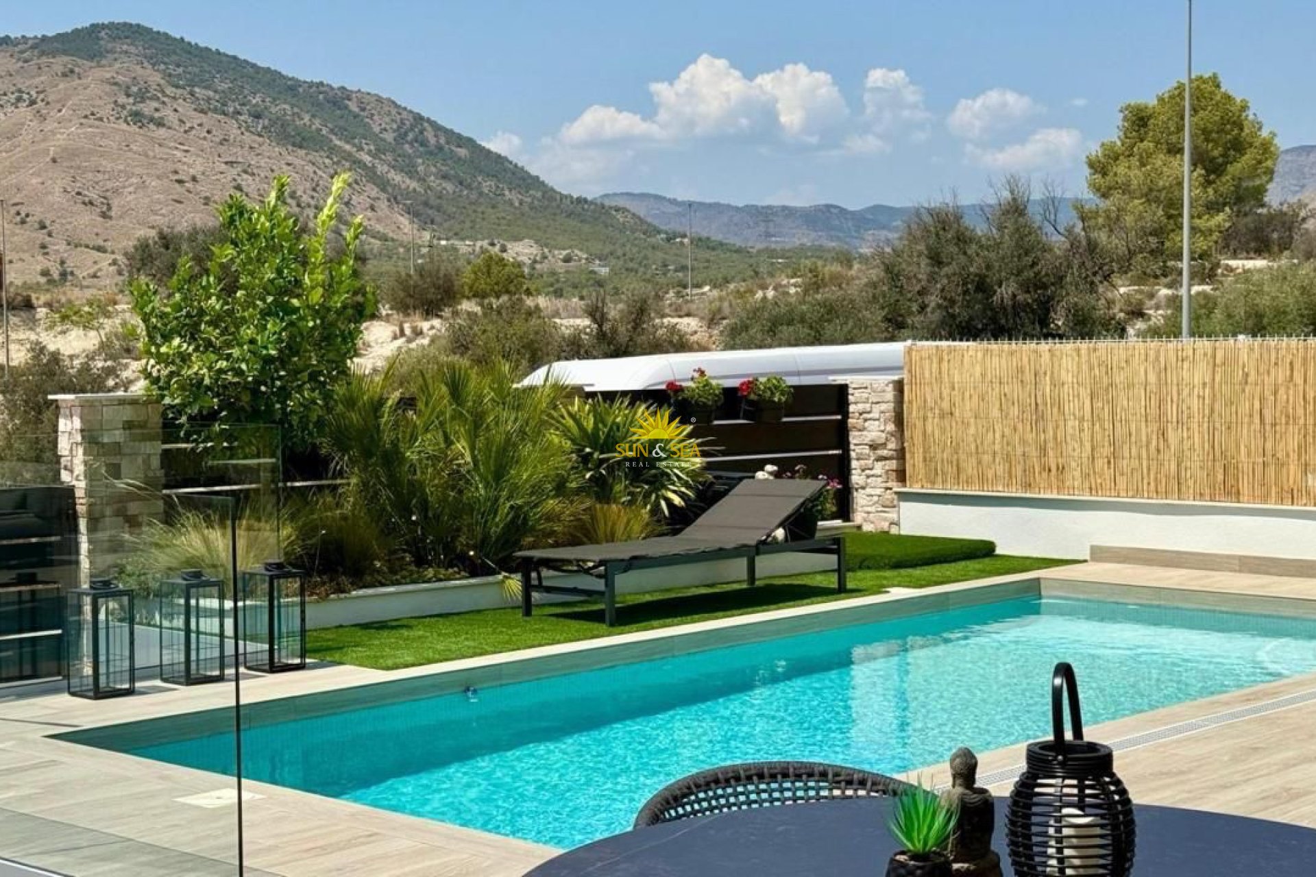 Alquiler a largo plazo - Chalet - Finestrat