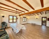 Alquiler a largo plazo - Chalet - Jávea - Montgó - Partida Tosal