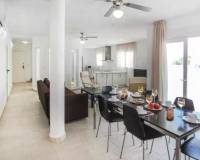 Alquiler a largo plazo - Chalet - La Manga del Mar Menor - Zona Urbanización Veneziola Golf