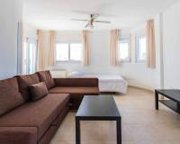 Alquiler a largo plazo - Chalet - La Manga del Mar Menor - Zona Urbanización Veneziola Golf