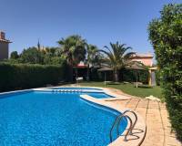 Alquiler a largo plazo - Chalet - Mutxamel - Bonalba-cotoveta