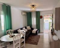 Alquiler a largo plazo - Chalet - Orihuela Costa - La Florida