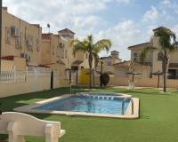 Alquiler a largo plazo - Chalet - Orihuela Costa - La Zenia