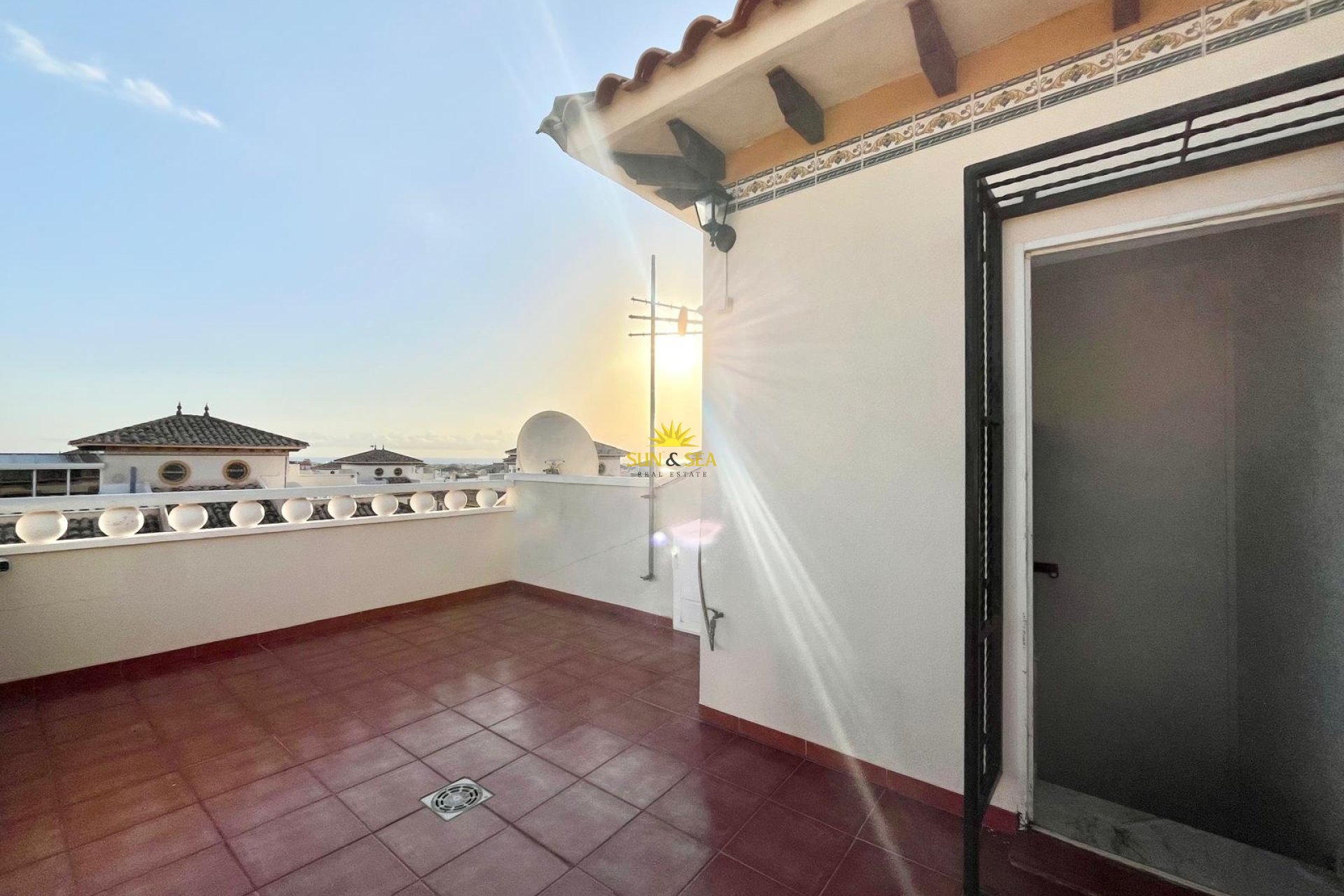 Alquiler a largo plazo - Chalet - Orihuela Costa - Lomas de Cabo Roig