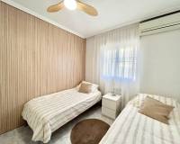 Alquiler a largo plazo - Chalet - Orihuela Costa - Lomas de Cabo Roig