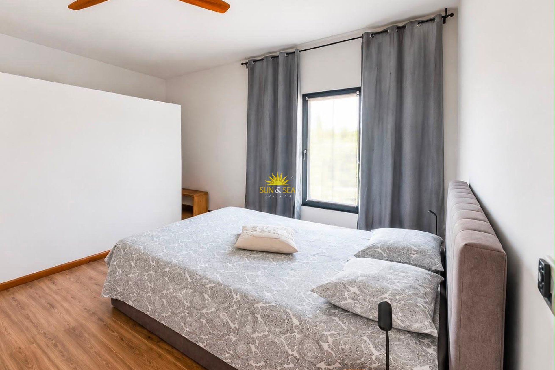 Alquiler a largo plazo - Chalet - Orihuela Costa - Montezenia