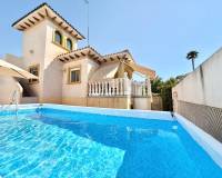 Alquiler a largo plazo - Chalet - Orihuela Costa - Playa Flamenca