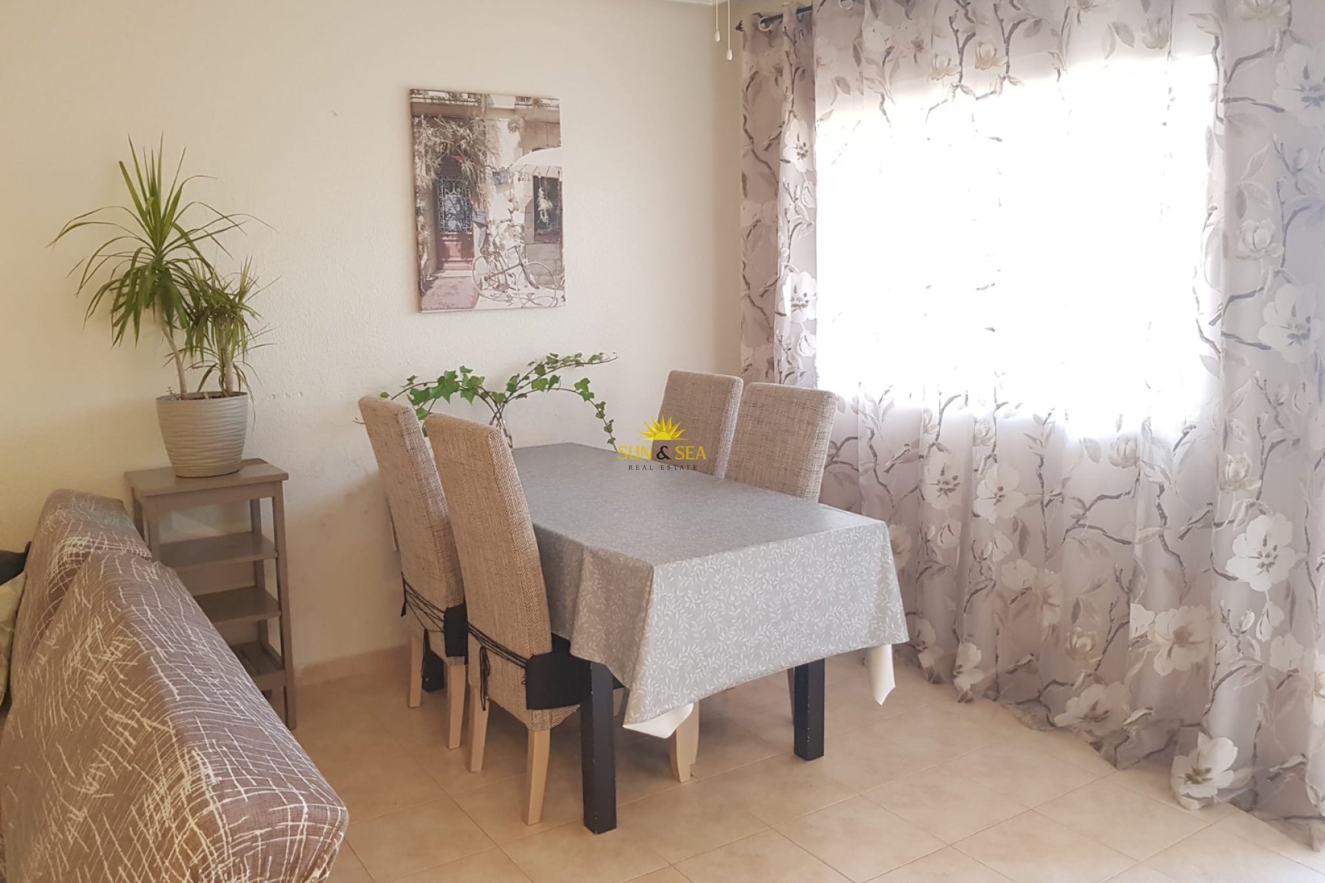 Alquiler a largo plazo - Chalet - Orihuela Costa - Villamartín