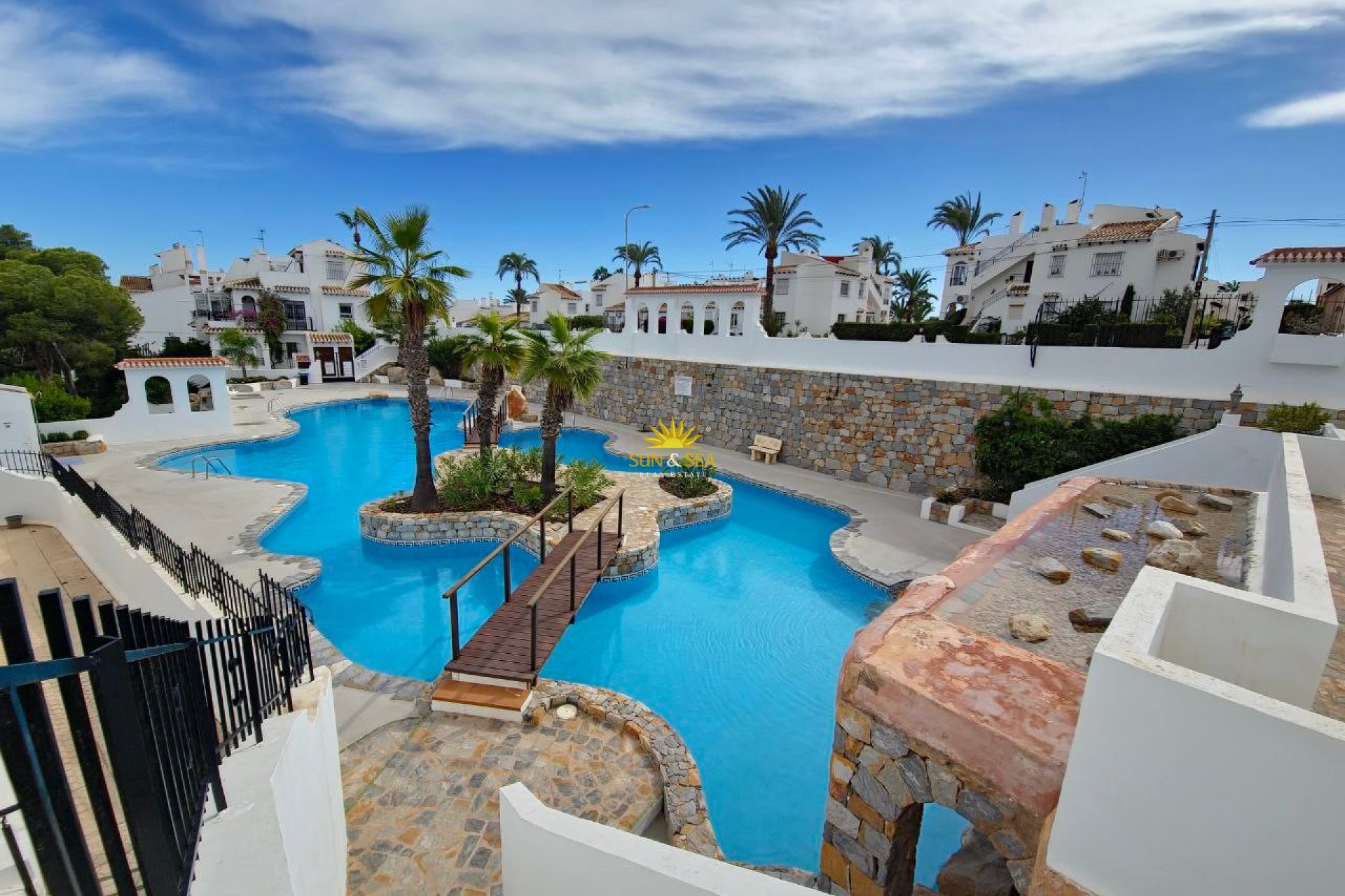 Alquiler a largo plazo - Chalet - Orihuela Costa - Villamartín