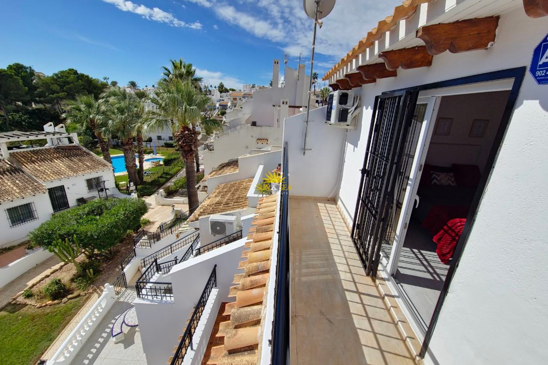 Alquiler a largo plazo - Chalet - Orihuela Costa - Villamartín