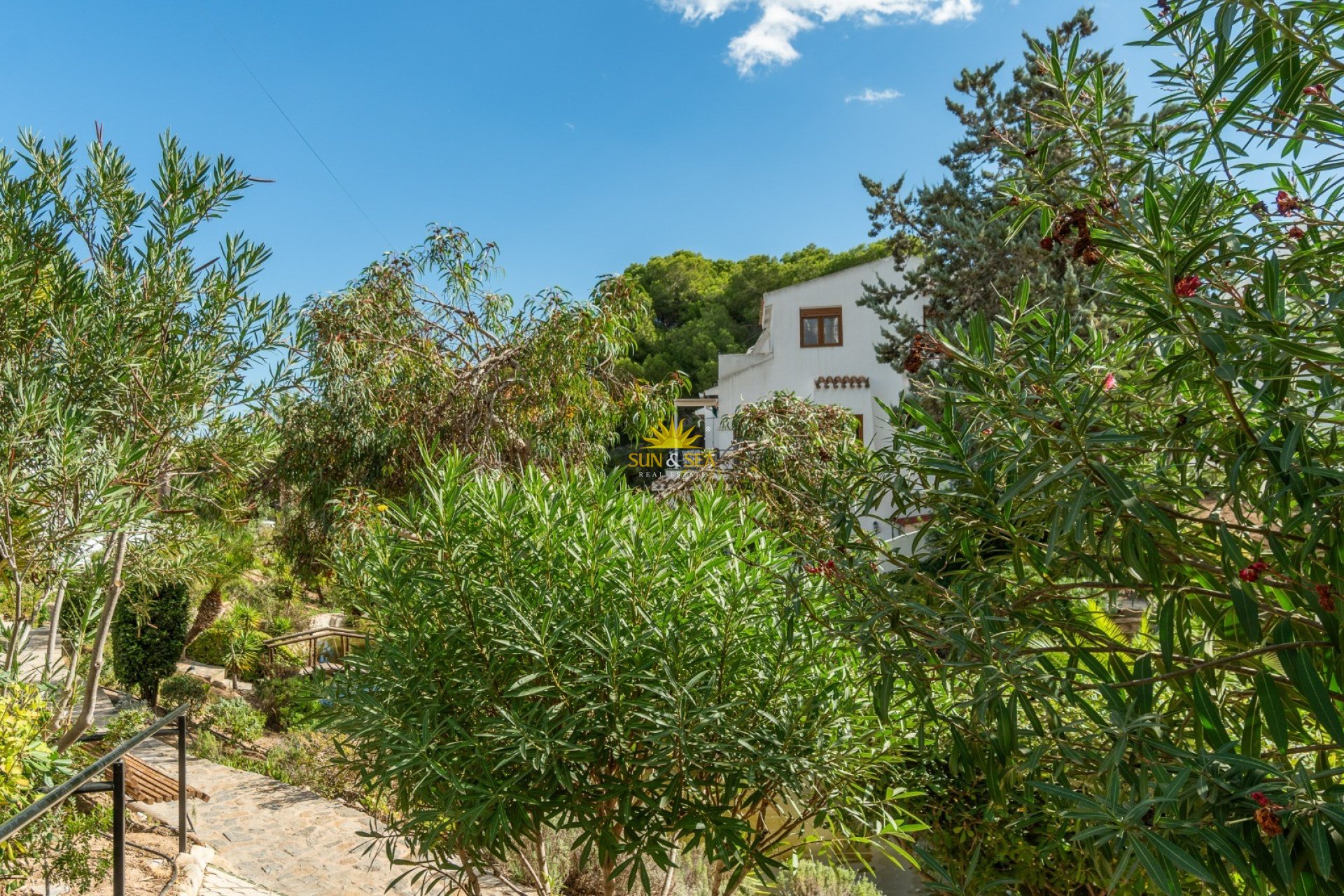 Alquiler a largo plazo - Chalet - Orihuela Costa - Villamartín
