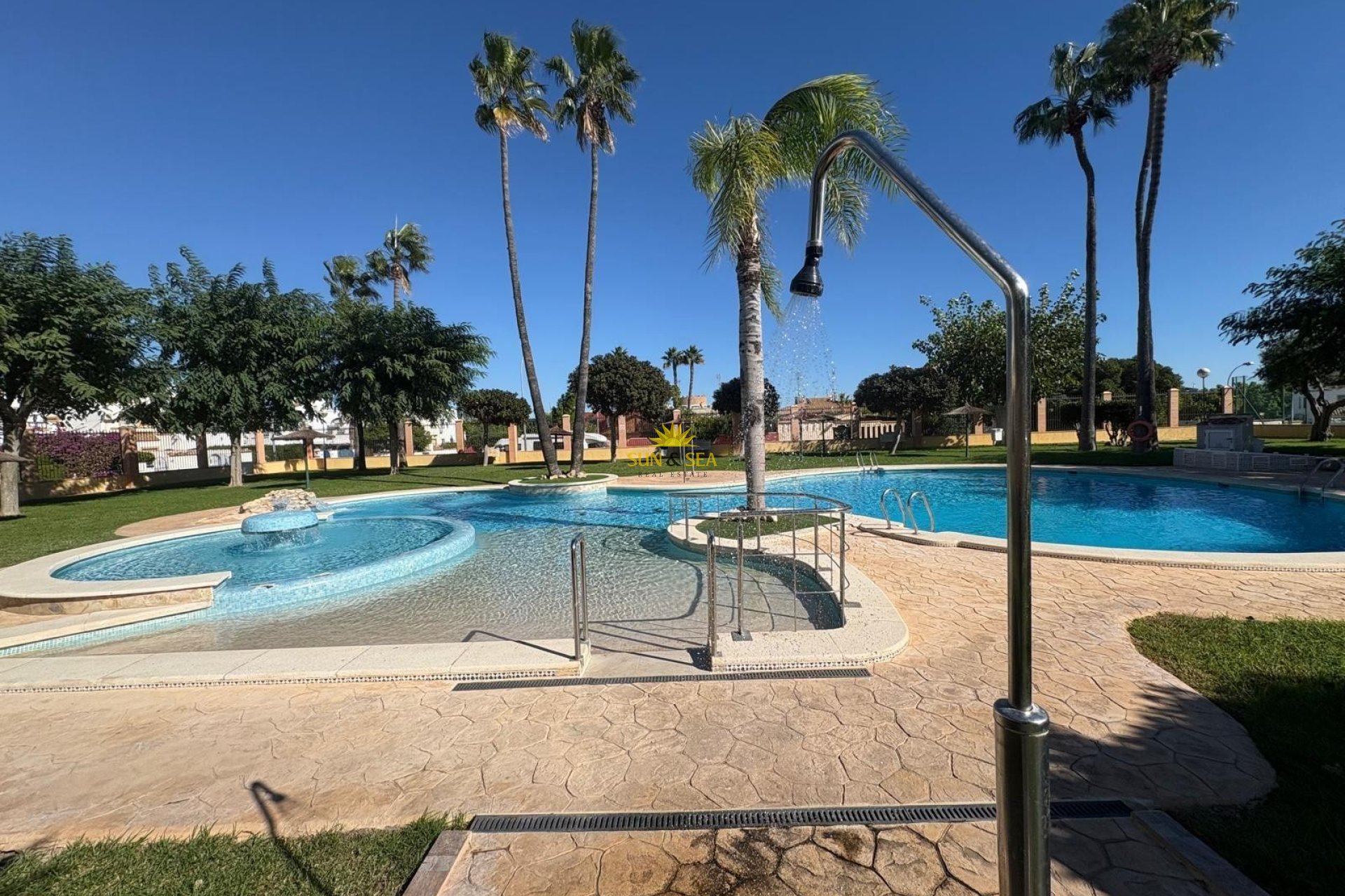 Alquiler a largo plazo - Chalet - Orihuela Costa