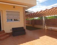 Alquiler a largo plazo - Chalet - Pilar de la Horadada - El Mojón