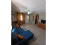 Alquiler a largo plazo - Chalet - Torrevieja - El Chaparral