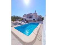 Alquiler a largo plazo - Chalet - Torrevieja - El Chaparral