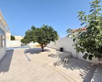 Alquiler a largo plazo - Chalet - Torrevieja - El Chaparral