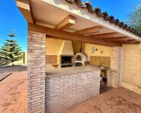 Alquiler a largo plazo - Chalet - Torrevieja - El Chaparral