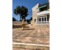 Alquiler a largo plazo - Chalet - Torrevieja - Los Balcones - Los Altos del Edén