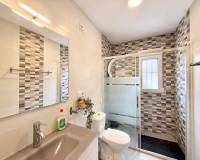 Alquiler a largo plazo - Chalet - Torrevieja - Los balcones