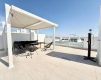 Alquiler a largo plazo - Chalet - Torrevieja - Los balcones