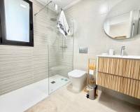 Alquiler a largo plazo - Chalet - Torrevieja - Los balcones