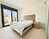 Alquiler a largo plazo - Chalet - Torrevieja - Los balcones